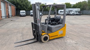 Robson Kay - Auction Date: 2026-08-18 - Category: Electric 3 wheel counterbalance trucks